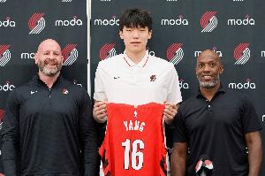 劲球直播_足球赛事直播_篮球赛事直播_NBA|CBA|英超直播