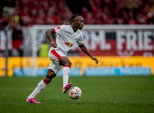 河南vs大连英博直播_中超河南vs大连英博直播_河南vs大连英博免费观看直播在线