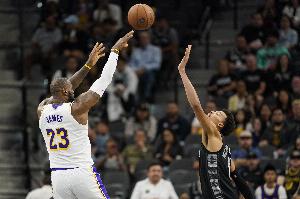 蜘蛛直播-专业体育直播|五大联赛|NBA直播|中超直播
