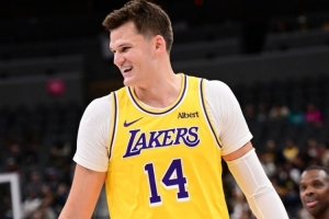 劲球直播-足球赛事直播-篮球赛事直播-NBA|CBA|英超直播