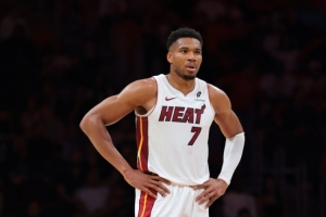 劲球直播-足球赛事直播-篮球赛事直播-NBA|CBA|英超直播