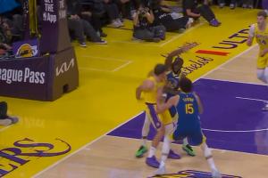 蜘蛛直播-专业体育直播_五大联赛_NBA直播_足球直播